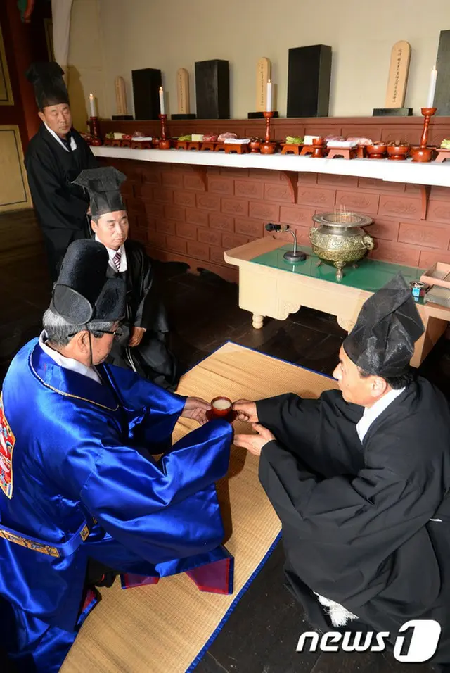 「死六臣」の末裔によって執り行われた「死六臣」春季祭礼の様子（写真提供:news1）