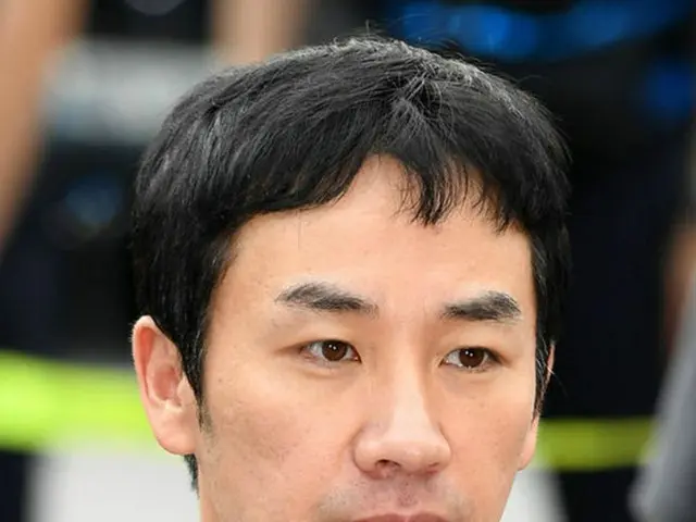 韓国俳優オム・テウン（42）が性的暴行容疑を受ける中、警察調査を通して誠実に明らかにすると述べた。