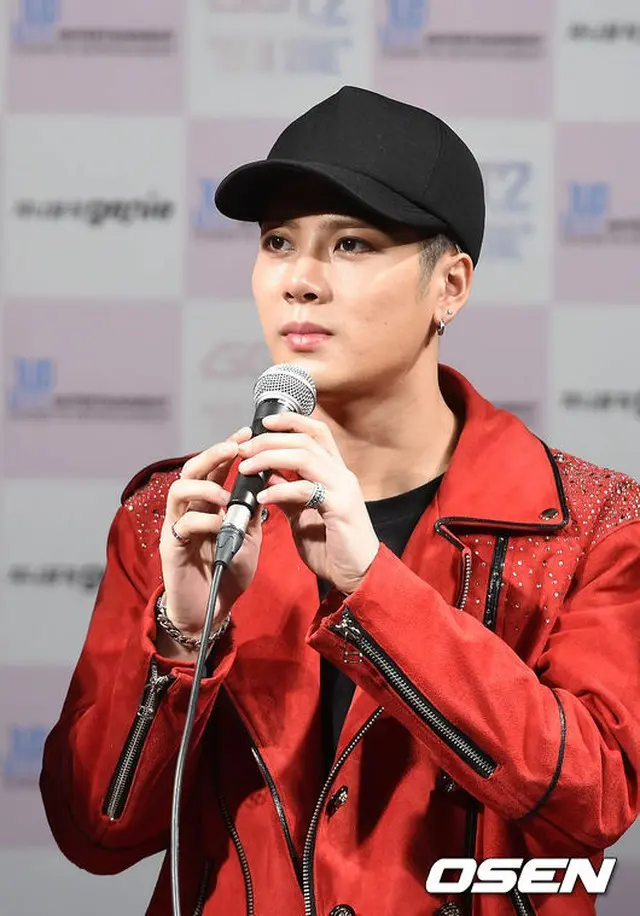 「GOT7」Jackson（ジャクソン）、空港に向かう途中に交通事故…追っかけファンの追跡で。（提供:OSEN）