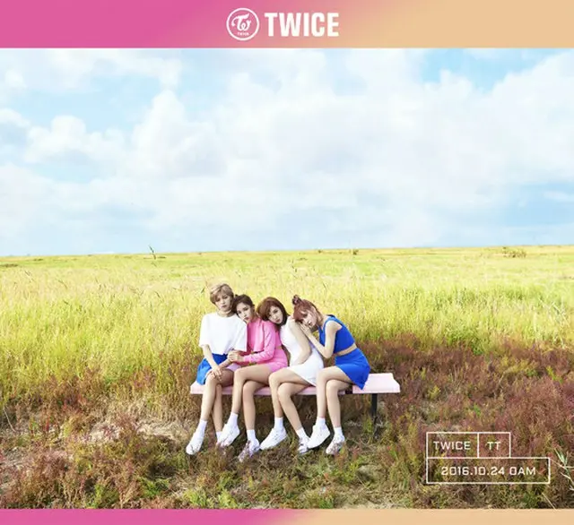 韓国ガールズグループ「TWICE」メンバーの、ジョンヨン、ミナ、ナヨン、モモのティーザー写真が公開された。（提供:OSEN）