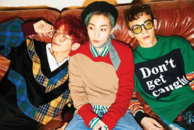 韓国アイドルグループ「EXO」のユニット「EXO-CBX（エクソ‐チェンベクシ）」の1stミニアルバム「Hey Mama！」が、少しずつ明らかになってくる。（提供:OSEN）