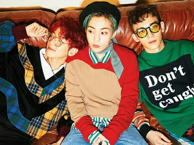 韓国アイドルグループ「EXO」のユニット「EXO-CBX（エクソ‐チェンベクシ）」の1stミニアルバム「Hey Mama！」が、少しずつ明らかになってくる。（提供:OSEN）