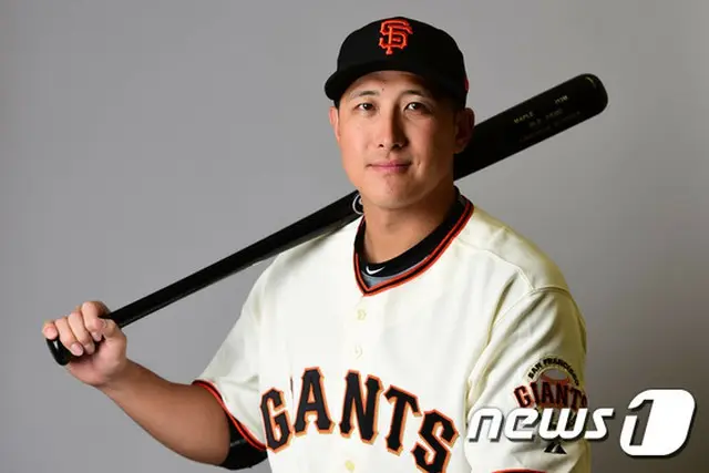 メジャーリーグに進出する韓国出身のプロ野球選手ファン・ジェギュン（29、サンフランシスコ・ジャイアンツ）がオープン戦で自身初のマルチヒット（1試合2安打以上）を記録した。