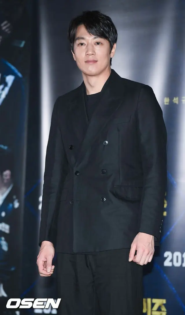 韓国俳優キム・レウォン（36）側が映画「ガーディアンズ・オブ・ギャラクシー:リミックス」の鑑賞写真問題について、立場を明らかにした。