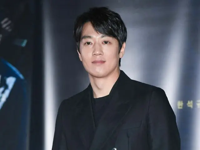 韓国俳優キム・レウォン（36）側が映画「ガーディアンズ・オブ・ギャラクシー:リミックス」の鑑賞写真問題について、立場を明らかにした。