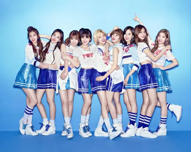 韓国ガールズグループ「TWICE」が米ビルボードが投票で進行中の「TVリアリティショーを通して誕生した最高のガールズグループ」設問で1位を走っている。（提供:OSEN）