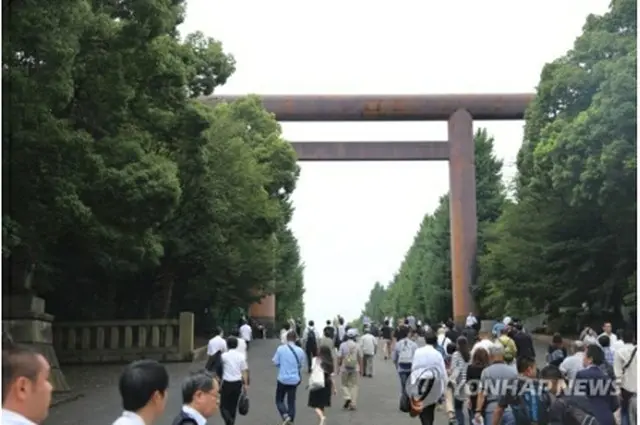 靖国神社の鳥居＝１５日、東京（聯合ニュース）