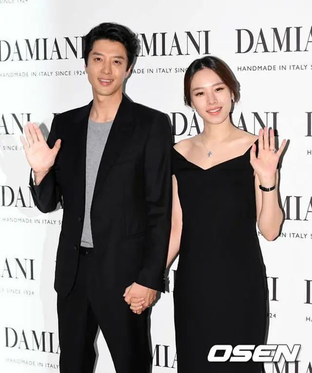 韓国俳優イ・ドンゴンと女優チョ・ユンヒ夫妻が、tvNのリアルバラエティー番組「新婚日記」新シリーズを降板したのは健康上の理由だった。（提供:OSEN）