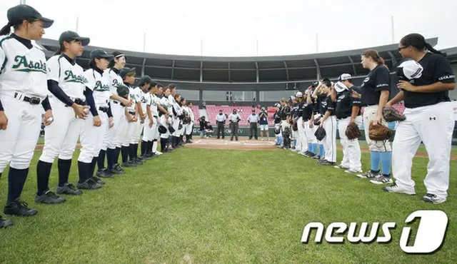 「LGカップ国際女子野球大会」閉幕…優勝は日本チーム（提供:news1）