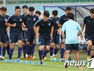 ＜W杯アジア最終予選＞“砂の上を走る感覚”…韓国、芝への適応が鍵