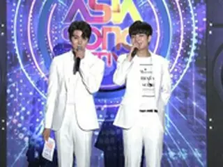 「NU’EST W」、愛嬌たっぷりの進行でイベント大盛況