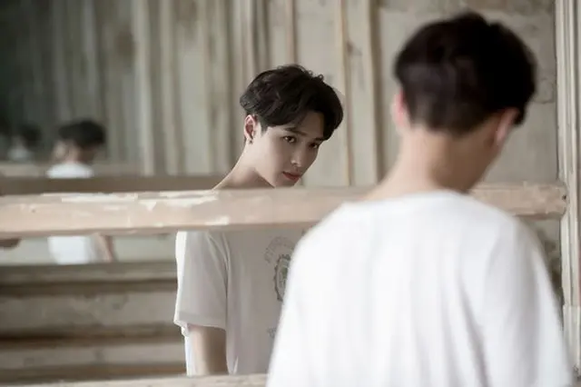 「EXO」LAY、新曲「I NEED U」のMVをサプライズ公開！（提供:OSEN）