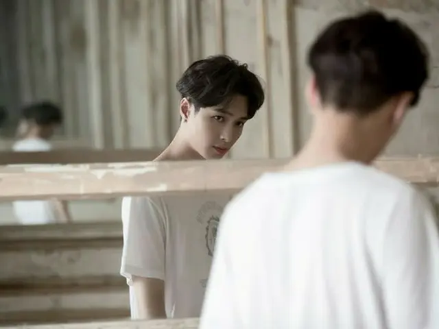 「EXO」LAY、新曲「I NEED U」のMVをサプライズ公開！（提供:OSEN）