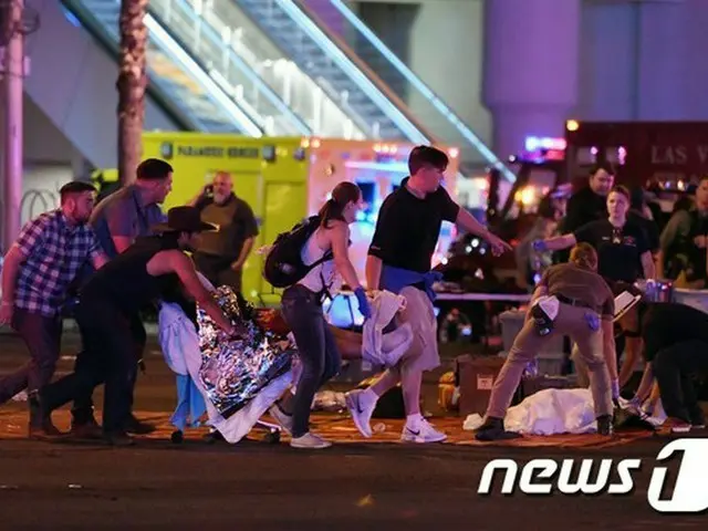 ラスベガス銃乱射事件、韓国政府が米国側へ協力要請 「韓国人10人と連絡とれず」