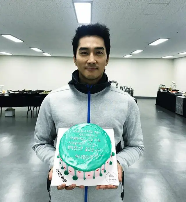 韓国俳優ソン・スンホン（41）が誕生日を迎え、ファンに感謝のあいさつをした。（提供:OSEN）