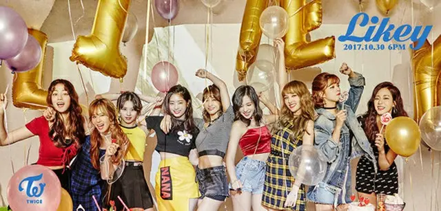 韓国ガールズグループ「TWICE」が1年ぶりにヒットメーカーの作曲グループ「ブラックアイドピルスン」の曲を発表する。（提供:OSEN）