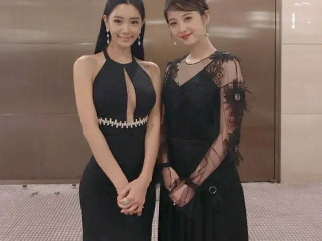 女優クララ、佐々木希との2ショット写真公開“日韓美の共演”（クララのInstagramより）