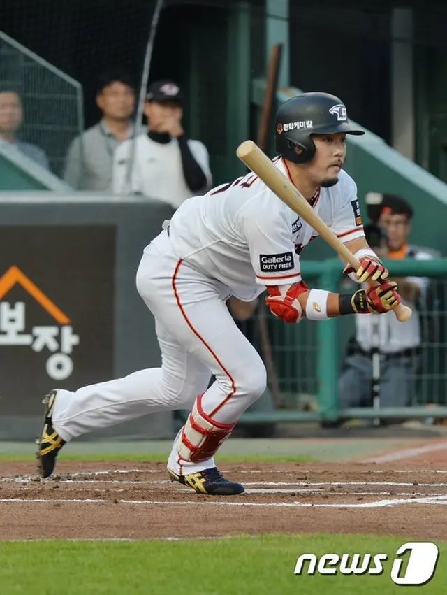 韓国のプロ野球選手イ・ヨンギュ（32）がハンファ・イーグルスと2018シーズン4億ウォン（約4000万円）で契約を終えた。