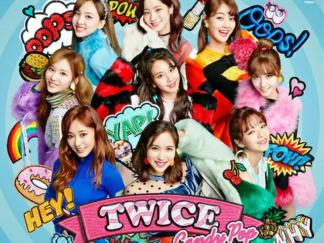 「TWICE」が、オリコンが集計した「第50回オリコン年間ランキング2017」の新人部門で海外女性アーティストでは初めて3冠王になった。（写真提供:OSEN)