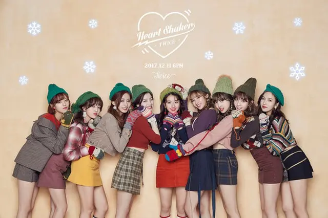 「TWICE」、「人気歌謡」放送休止の中1位獲得＝トロフィー4個目（提供:news1）