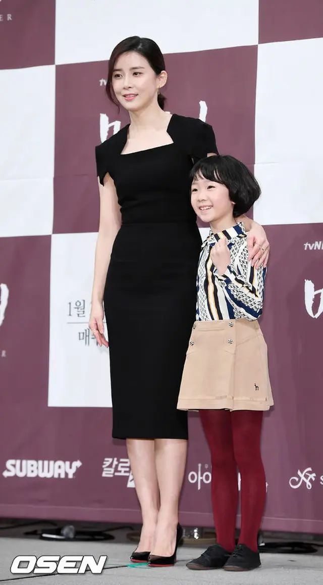 韓国版「Mother」のキム・チョルギュ監督が400:1の競争率を経て抜てきされた子役ホ・ユルを称賛した。