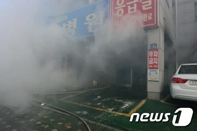 韓国の慶尚南道・密陽市の病院火災の死亡者数が増え続けている。（提供:news1）