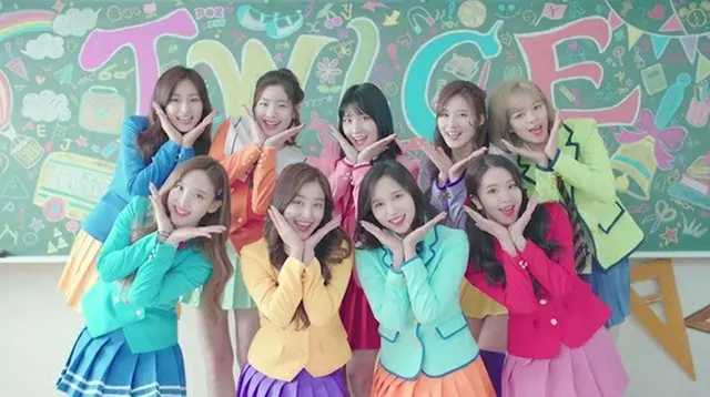 「TWICE」、日本のCMに初出演！「ワイモバ学園」シリーズ「転校生」篇（提供:news1）