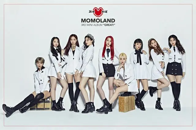 韓国ガールズグループ「MOMOLAND」の新曲「BBoom BBoom」が、数多くの芸能人の間でも熱い人気を呼んでいる。（提供:OSEN）