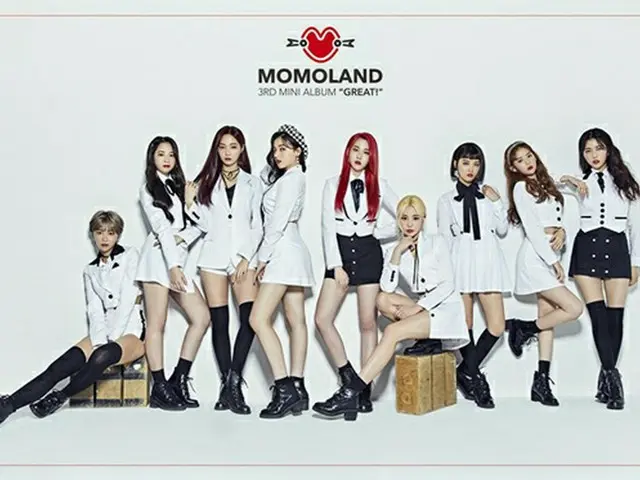 韓国ガールズグループ「MOMOLAND」の新曲「BBoom BBoom」が、数多くの芸能人の間でも熱い人気を呼んでいる。（提供:OSEN）