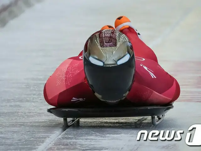 スケルトン男子の韓国代表ユン・ソンビン（23）が1回戦・2回戦で続けざまにトラック新記録を樹立した。