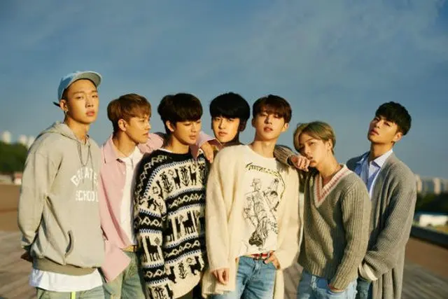 「iKON」の新曲「LOVE SCENARIO」が、25日間音源チャート1位をキープしている（提供:OSEN）