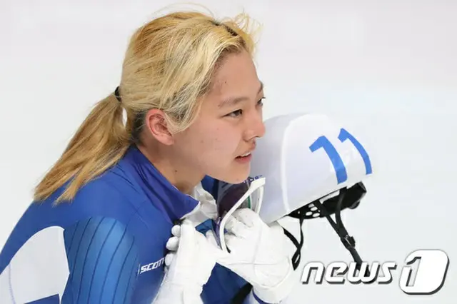 2018平昌冬季五輪で“仲間置き去り騒動”の中心となった韓国女子スピードスケートのキム・ボルム（25）が、心理的ショックを治療するために母親と入院していることが伝えられた。（提供:news1）