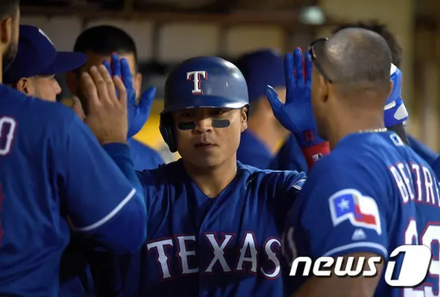 ＜MLB＞チュ・シンス、2日連続ホームランを記録＝勝利に貢献（提供:news1）