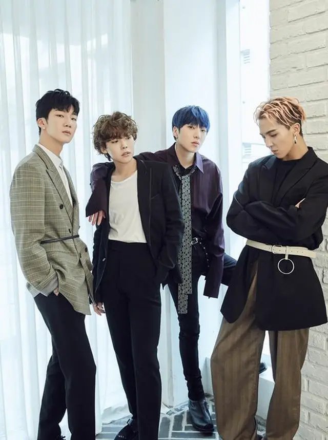 8日、SBS「人気歌謡」でカムバックステージを飾る「WINNER」。（提供:OSEN）