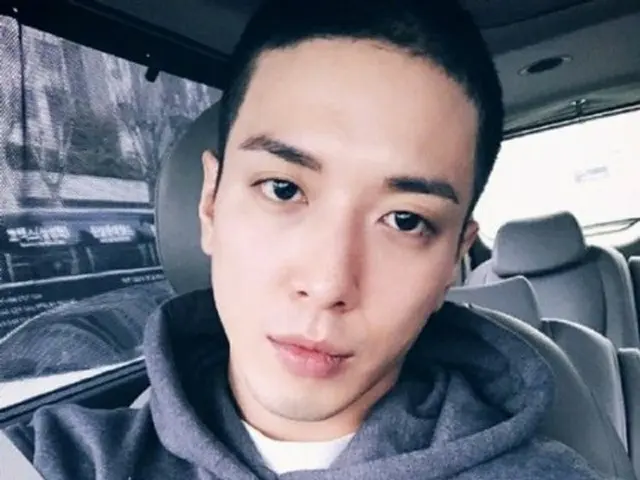 韓国バンド「CNBLUE」ジョン・ヨンファ（28）が、基礎軍事訓練を終えて自隊配置された。（提供:OSEN）