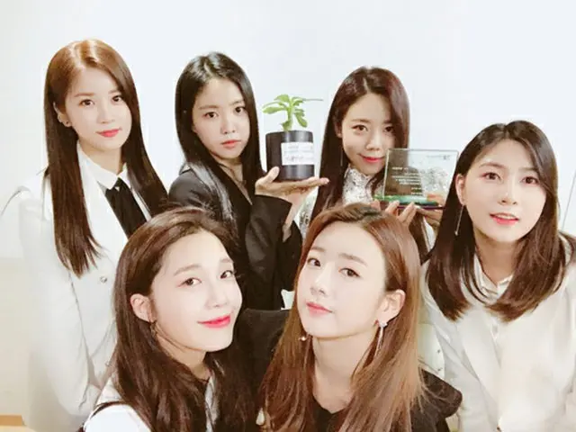 韓国ガールズグループ「Apink」側が、ナムジュの整形疑惑に関して立場を明らかにした。（提供:OSEN）