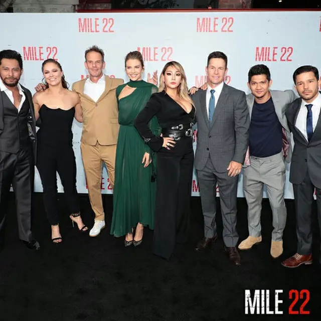 韓国歌手CL（元2NE1/写真右から4人目）がハリウッド映画デビュー作となる「MILE 22」の試写会に出席した。（提供:OSEN）