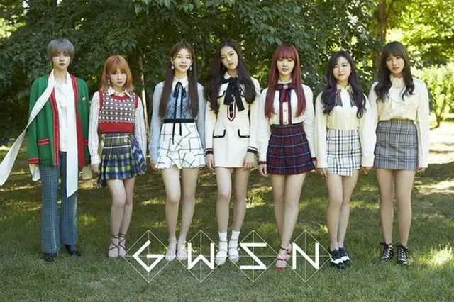 新人ガールズグループ「公園少女（GWSN）」、デビューアルバムが音盤チャート1位！（画像:OSEN）