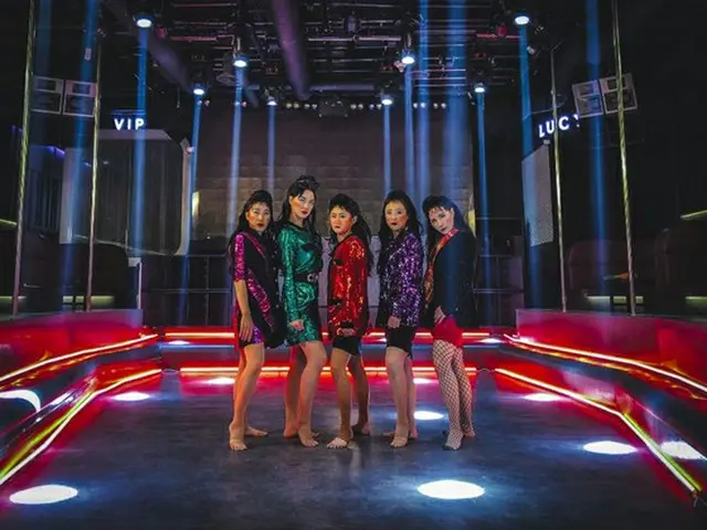 “バブリーダンス”で話題の「Celeb Five」、2018 MGAに出演決定！”元祖”高校ダンス部と共演へ（画像:OSEN）