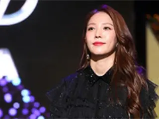 “カムバック”BoA、いつになく緊張気味…「先生に課題をチェックしてもらう感覚」