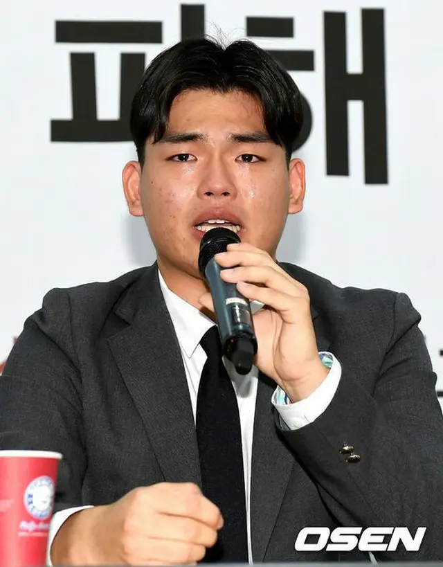 【公式】「TheEastLight.」イ・ソクチョルとイ・スンヒョン、26日に暴行事件告訴人調査（提供:OSEN）