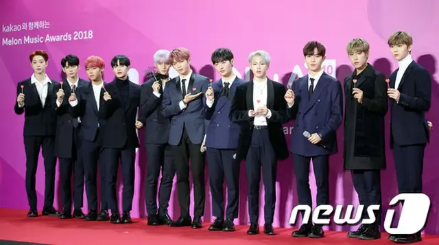 韓国ボーイズグループ「Wanna One」が、「2018 MelOn Music Awards」で大賞に該当するBest Record of the Yearを受賞した。（提供:news1）