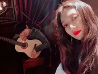 女優パク・シネ、ドラマで共演のCHANYEOL（EXO）との2ショットを公開