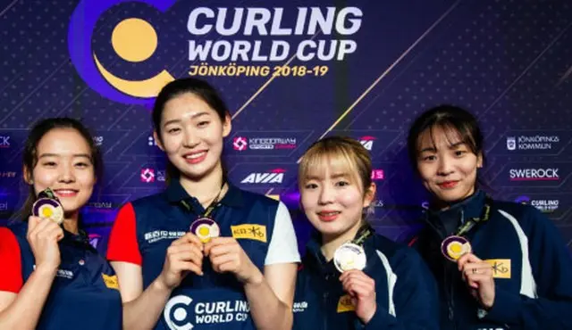 ＜カーリング＞韓国女子、スウェーデン破りW杯第3戦優勝（提供:OSEN）