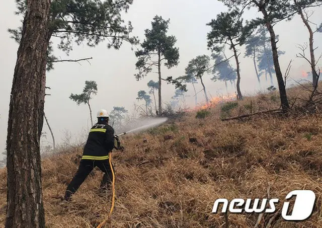 大規模山火事で消防関連株が上昇＝韓国