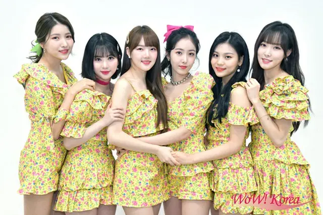 「GFRIEND」左からソウォン、ウナ、イェリン、シンビ、オムジ、ユジュ