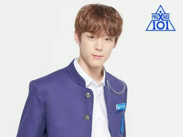 韓国Mnetの番組「PRODUCE X 101」に出演中の練習生ユン・ソビンが、校内暴力組織の一員だったという噂が浮上する中、番組のファンの一部が、退出を求める声明文まで発表した。（提供:OSEN）