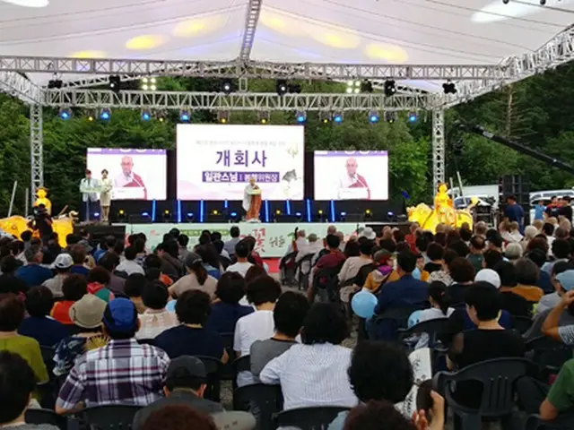 夏は、仏教の象徴である蓮の花がピークを迎える時期でもある。（提供:WoW！Korea）