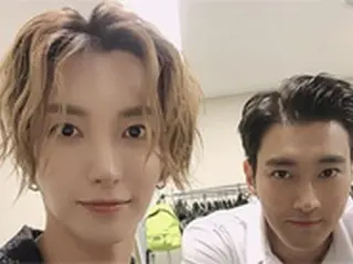 「SUPER JUNIOR」イトゥク＆チェ・シウォン、30代アイドルのセクシー美を披露