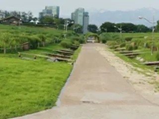 ＜Wコラム＞山になった島、ソウル「ハヌル公園」で眺める「IZ*ONE」誕生の地